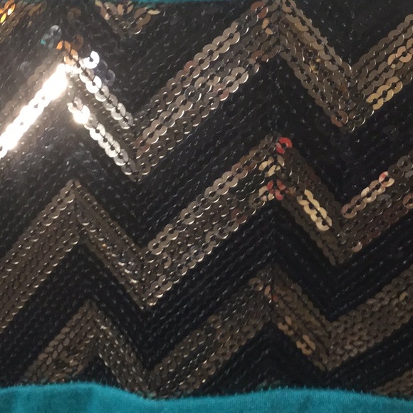 Sweater - Picture 2 of 3